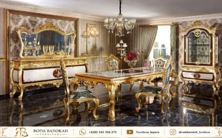 Desain Ruang Makan Mewah Klasik Nuansa Gold Green Luxury