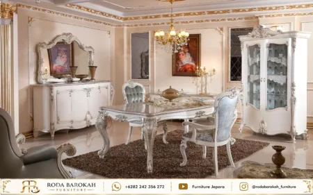 Desain Ruang Makan Ukiran Imperial Klasik Silver Accent