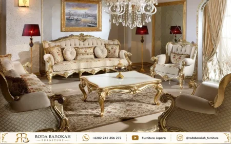 Desain Ruang Tamu Klasik Nuansa Ivory Gold Elegance