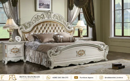 Eksklusif Tempat Tidur Mewah Lengkap Meja Samping Putih